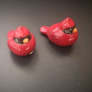 New Grasslands Road Set of Cardinal Red Salt & Pepper Shakers Approx. 2" High